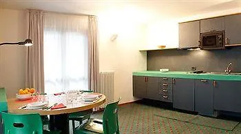 Apfel Lägenhetshotell 3*